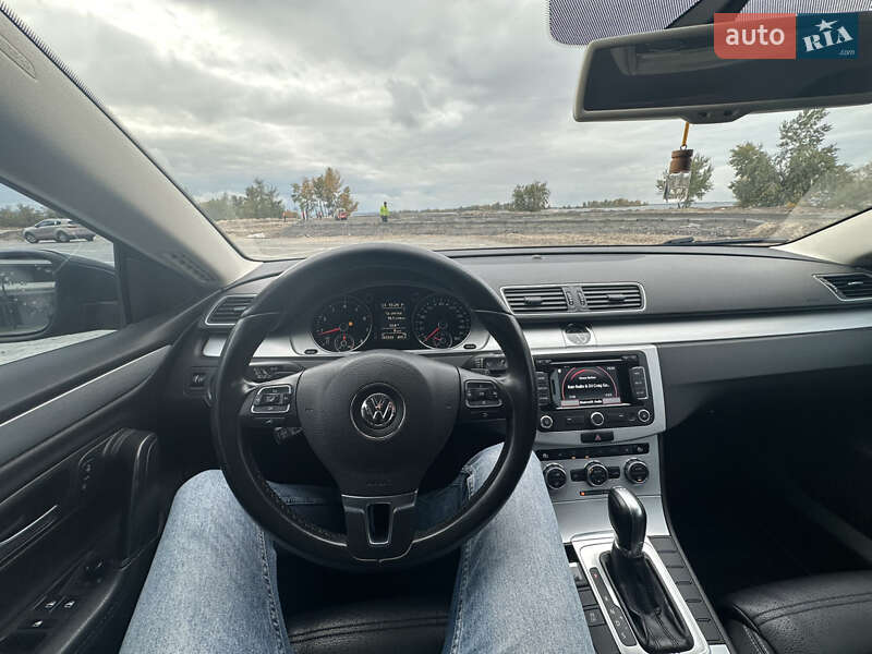 Купе Volkswagen CC / Passat CC 2013 в Кропивницком