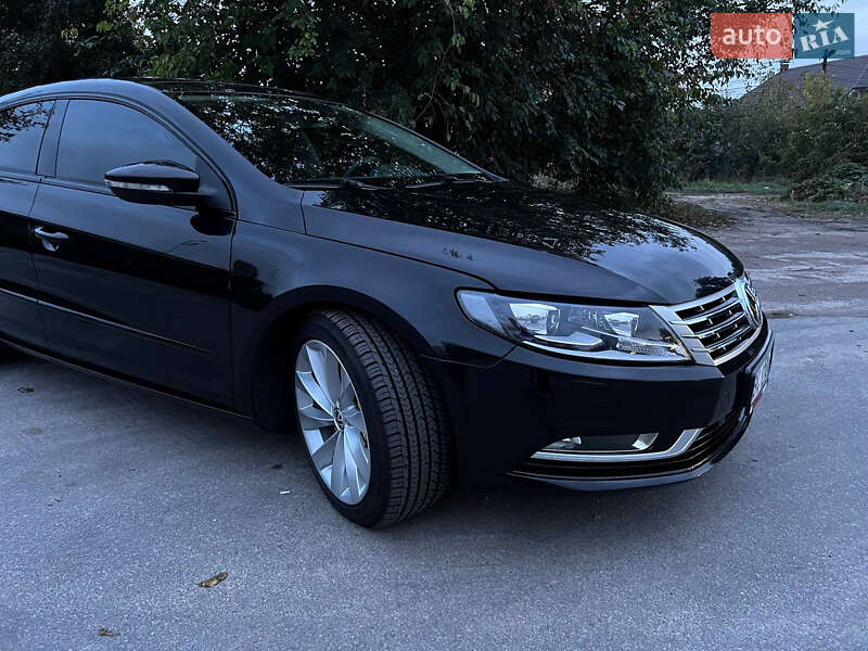Купе Volkswagen CC / Passat CC 2015 в Чернігові