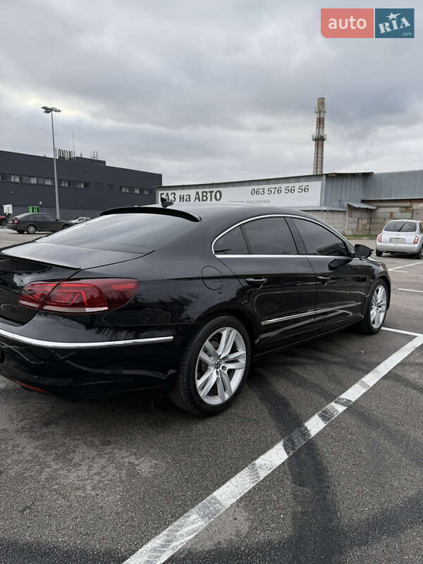 Купе Volkswagen CC / Passat CC 2012 в Киеве