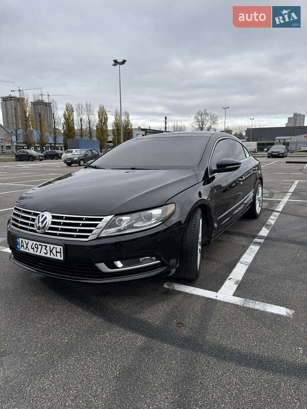 Купе Volkswagen CC / Passat CC 2012 в Киеве