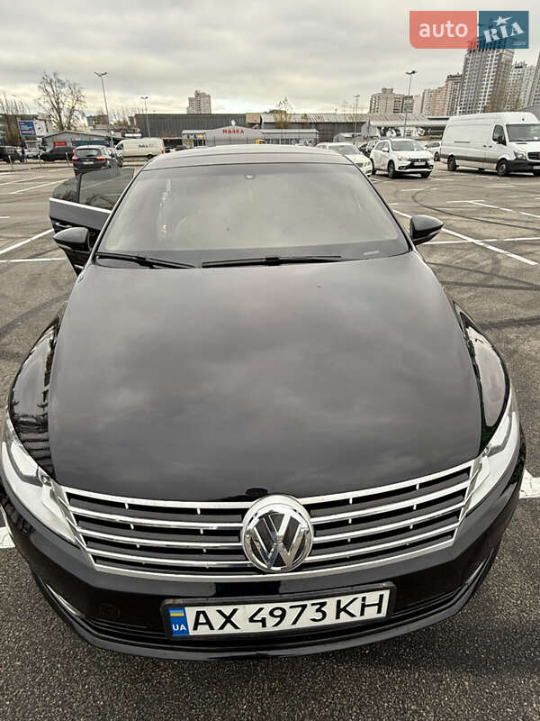Купе Volkswagen CC / Passat CC 2012 в Киеве
