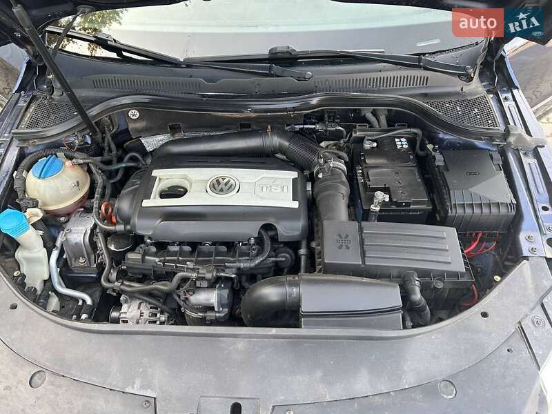 Купе Volkswagen CC / Passat CC 2011 в Радивилове фото 17 Купе Volkswagen CC / Passat CC 2011 в Радивилове