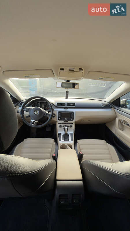 Купе Volkswagen CC / Passat CC 2013 в Каменец-Подольском