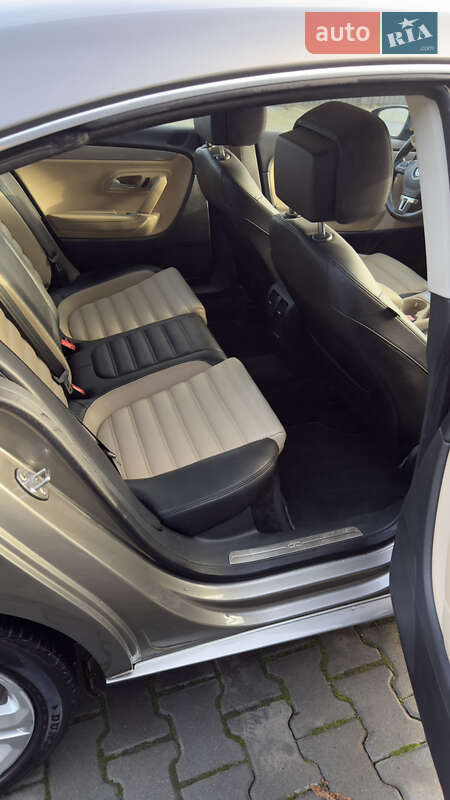 Купе Volkswagen CC / Passat CC 2013 в Каменец-Подольском