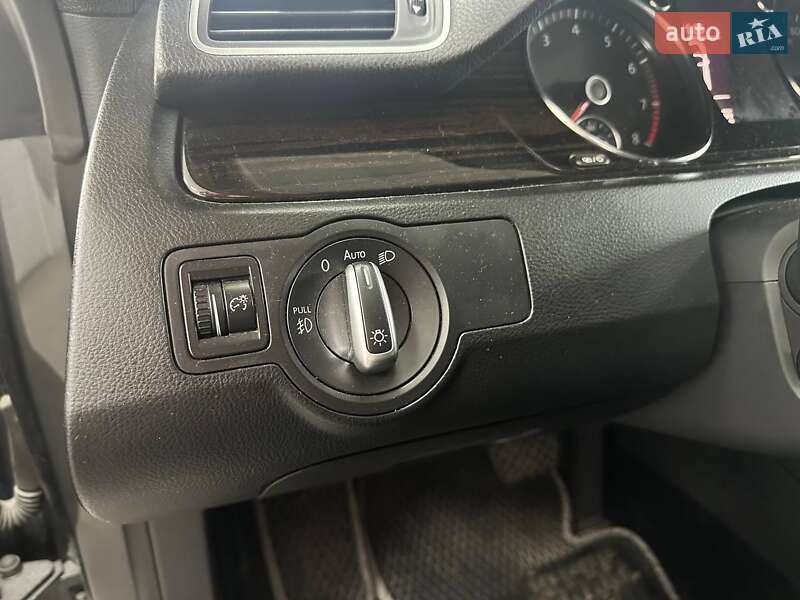 Купе Volkswagen CC / Passat CC 2016 в Києві фото 20 Купе Volkswagen CC / Passat CC 2016 в Києві