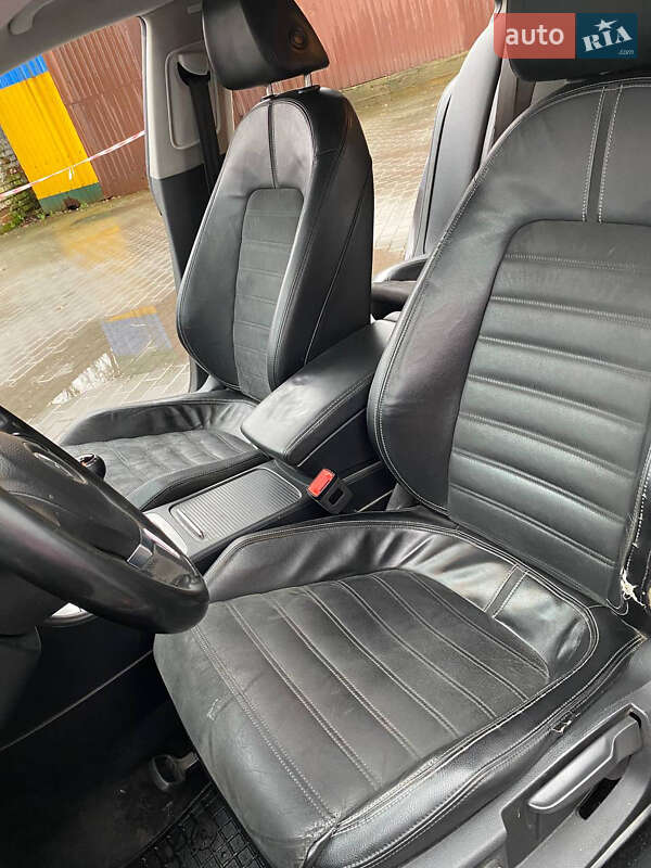 Купе Volkswagen CC / Passat CC 2009 в Києві фото 11 Купе Volkswagen CC / Passat CC 2009 в Києві