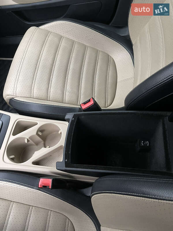 Купе Volkswagen CC / Passat CC 2012 в Одесі фото 33 Купе Volkswagen CC / Passat CC 2012 в Одесі