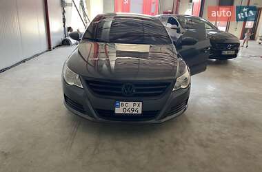 Купе Volkswagen CC / Passat CC 2011 в Львове