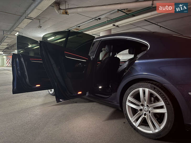 Купе Volkswagen CC / Passat CC 2015 в Киеве