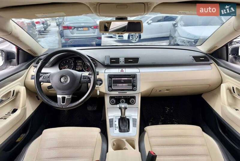 Купе Volkswagen CC / Passat CC 2010 в Харькове