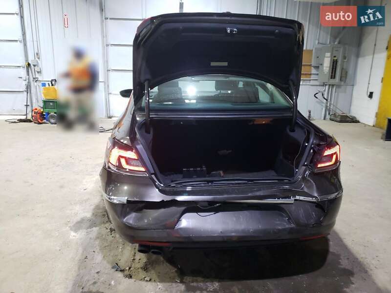 Купе Volkswagen CC / Passat CC 2016 в Хмельницком