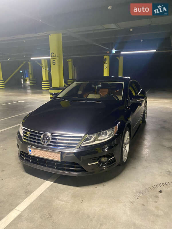 Купе Volkswagen CC / Passat CC 2016 в Киеве