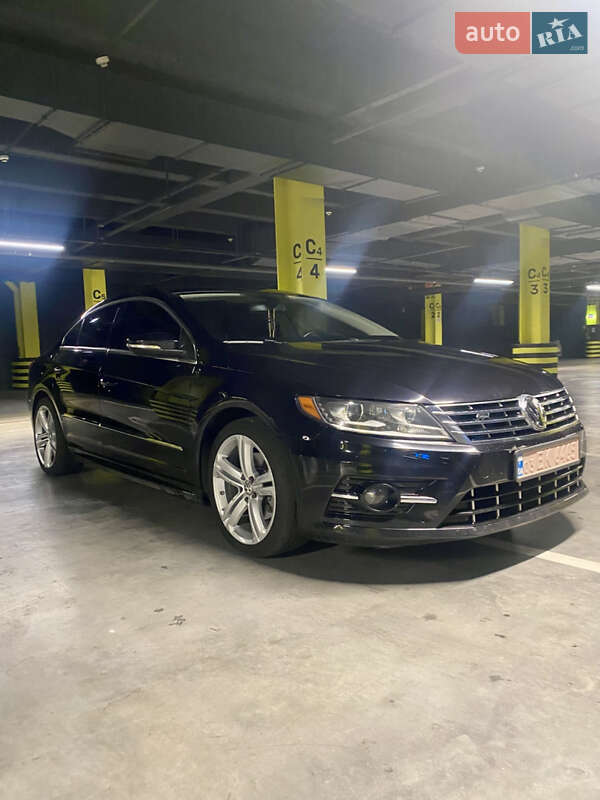 Купе Volkswagen CC / Passat CC 2016 в Киеве