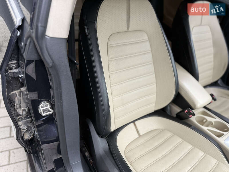 Купе Volkswagen CC / Passat CC 2010 в Хмельницком