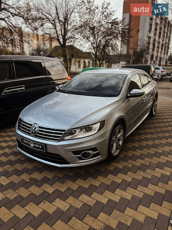 Купе Volkswagen CC / Passat CC 2015 в Николаеве