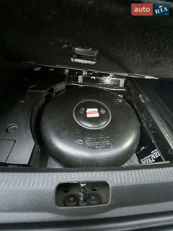 Купе Volkswagen CC / Passat CC 2011 в Києві