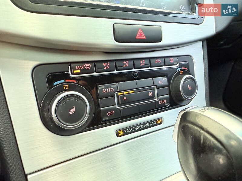 Купе Volkswagen CC / Passat CC 2011 в Харькове