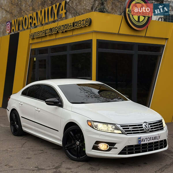 Купе Volkswagen CC / Passat CC 2014 в Киеве