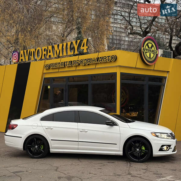 Купе Volkswagen CC / Passat CC 2014 в Киеве