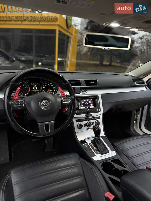 Купе Volkswagen CC / Passat CC 2014 в Киеве