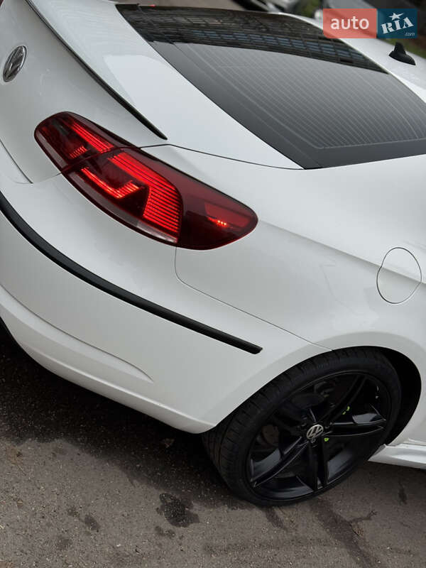 Купе Volkswagen CC / Passat CC 2014 в Киеве