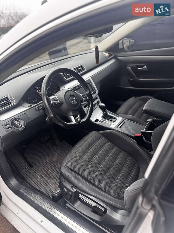 Купе Volkswagen CC / Passat CC 2012 в Киеве фото 8 Купе Volkswagen CC / Passat CC 2012 в Киеве