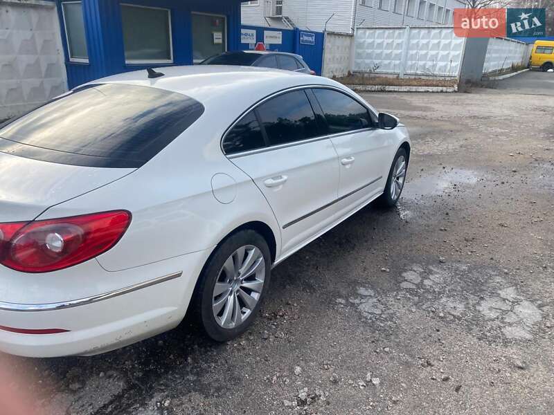 Купе Volkswagen CC / Passat CC 2011 в Обухове
