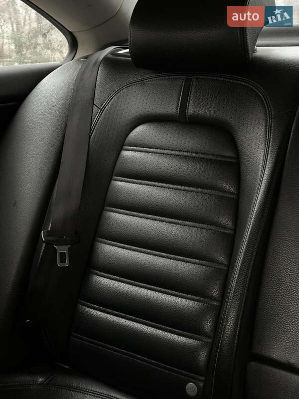 Купе Volkswagen CC / Passat CC 2011 в Каменском