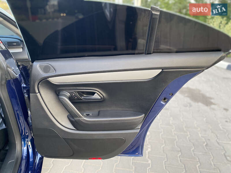 Купе Volkswagen CC / Passat CC 2010 в Хмельницькому