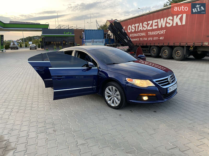 Купе Volkswagen CC / Passat CC 2010 в Хмельницькому