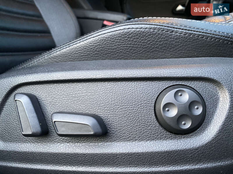 Купе Volkswagen CC / Passat CC 2010 в Хмельницькому