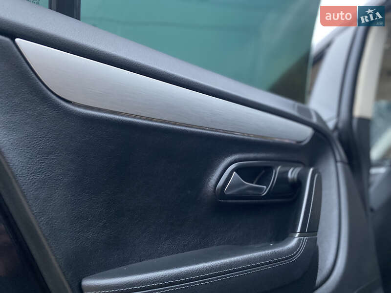 Купе Volkswagen CC / Passat CC 2011 в Хмельницькому