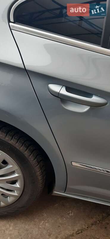 Купе Volkswagen CC / Passat CC 2010 в Чернігові