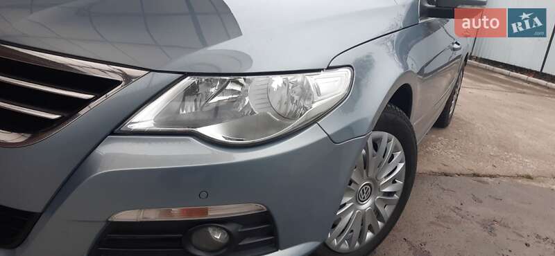 Купе Volkswagen CC / Passat CC 2010 в Чернігові