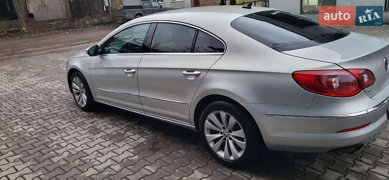 Купе Volkswagen CC / Passat CC 2009 в Коломые