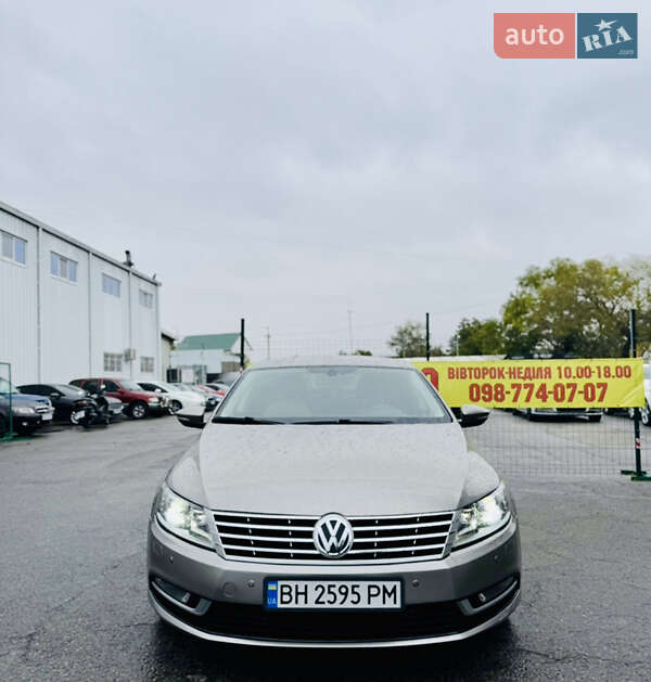 Купе Volkswagen CC / Passat CC 2012 в Ізмаїлі