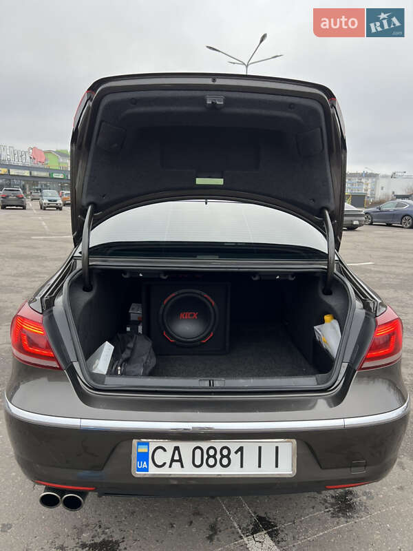 Купе Volkswagen CC / Passat CC 2014 в Киеве