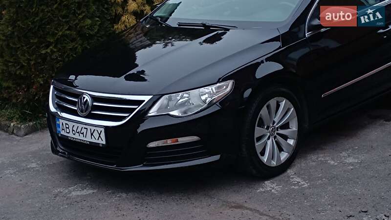 Купе Volkswagen CC / Passat CC 2010 в Виннице