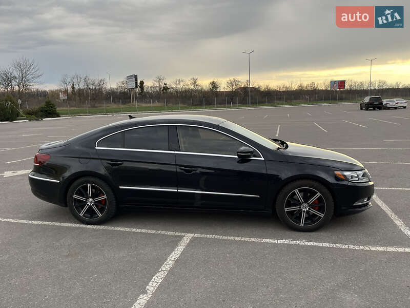 Купе Volkswagen CC / Passat CC 2012 в Полтаве