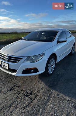 Купе Volkswagen CC / Passat CC 2010 в Баре