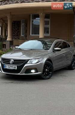 Купе Volkswagen CC / Passat CC 2009 в Києві