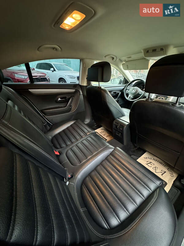 Купе Volkswagen CC / Passat CC 2012 в Одессе