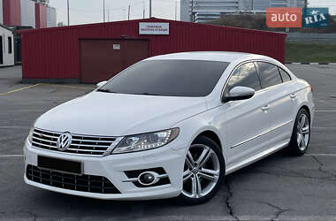Купе Volkswagen CC / Passat CC 2012 в Киеве