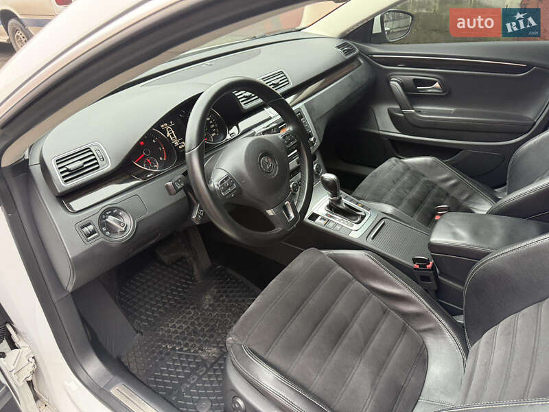 Купе Volkswagen CC / Passat CC 2012 в Белой Церкви