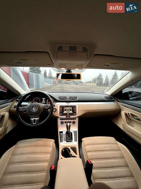 Купе Volkswagen CC / Passat CC 2012 в Валках
