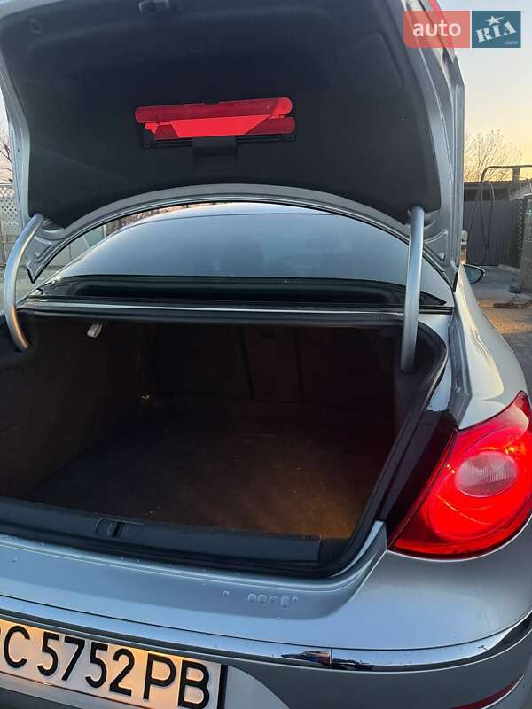 Купе Volkswagen CC / Passat CC 2009 в Львове