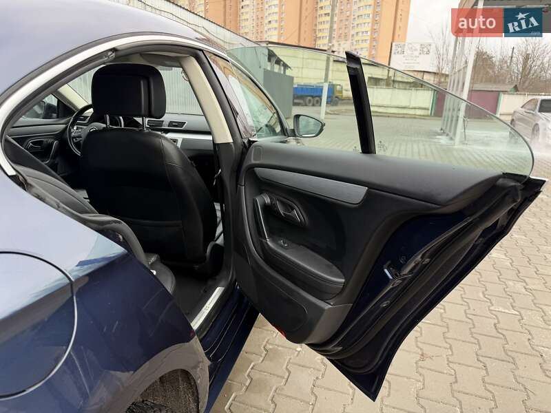 Купе Volkswagen CC / Passat CC 2014 в Киеве фото 7 Купе Volkswagen CC / Passat CC 2014 в Киеве