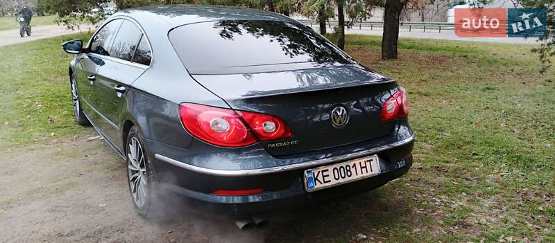 Купе Volkswagen CC / Passat CC 2011 в Дніпрі