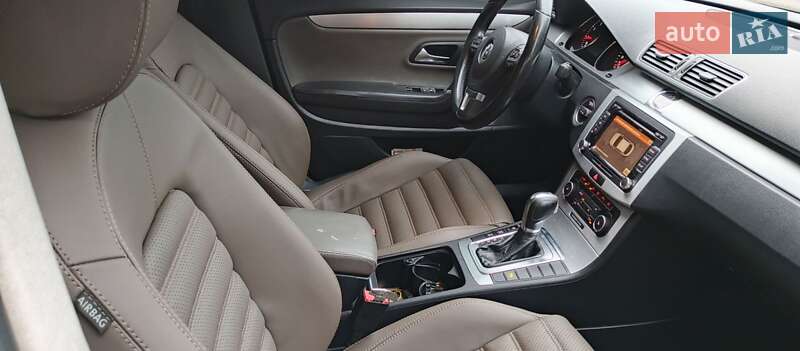Купе Volkswagen CC / Passat CC 2011 в Дніпрі