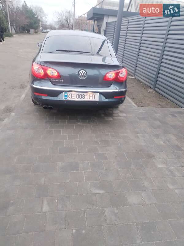 Купе Volkswagen CC / Passat CC 2011 в Дніпрі